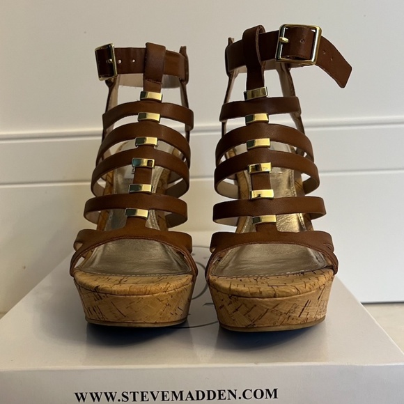 Steve Madden - Indyanna Wedge Sandals - Picture 3 of 5